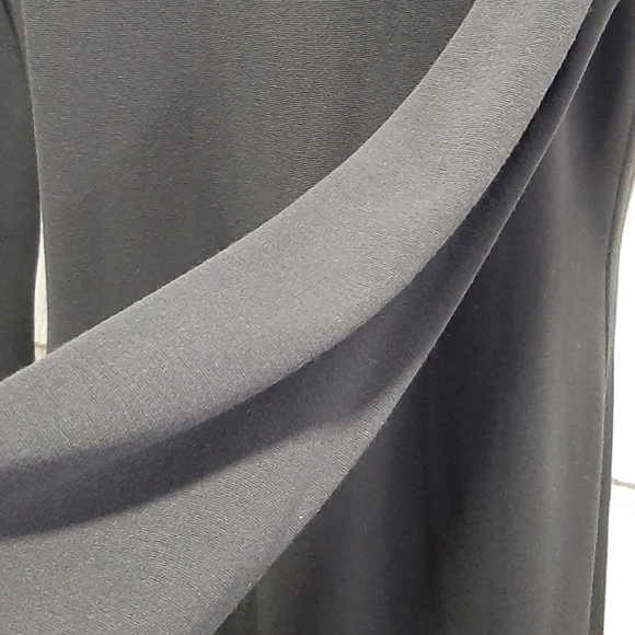 Talbots Woman's XL Classic Simple Elegant Black Dress Long Sleeve Stretch Fabric - Picture 4 of 9